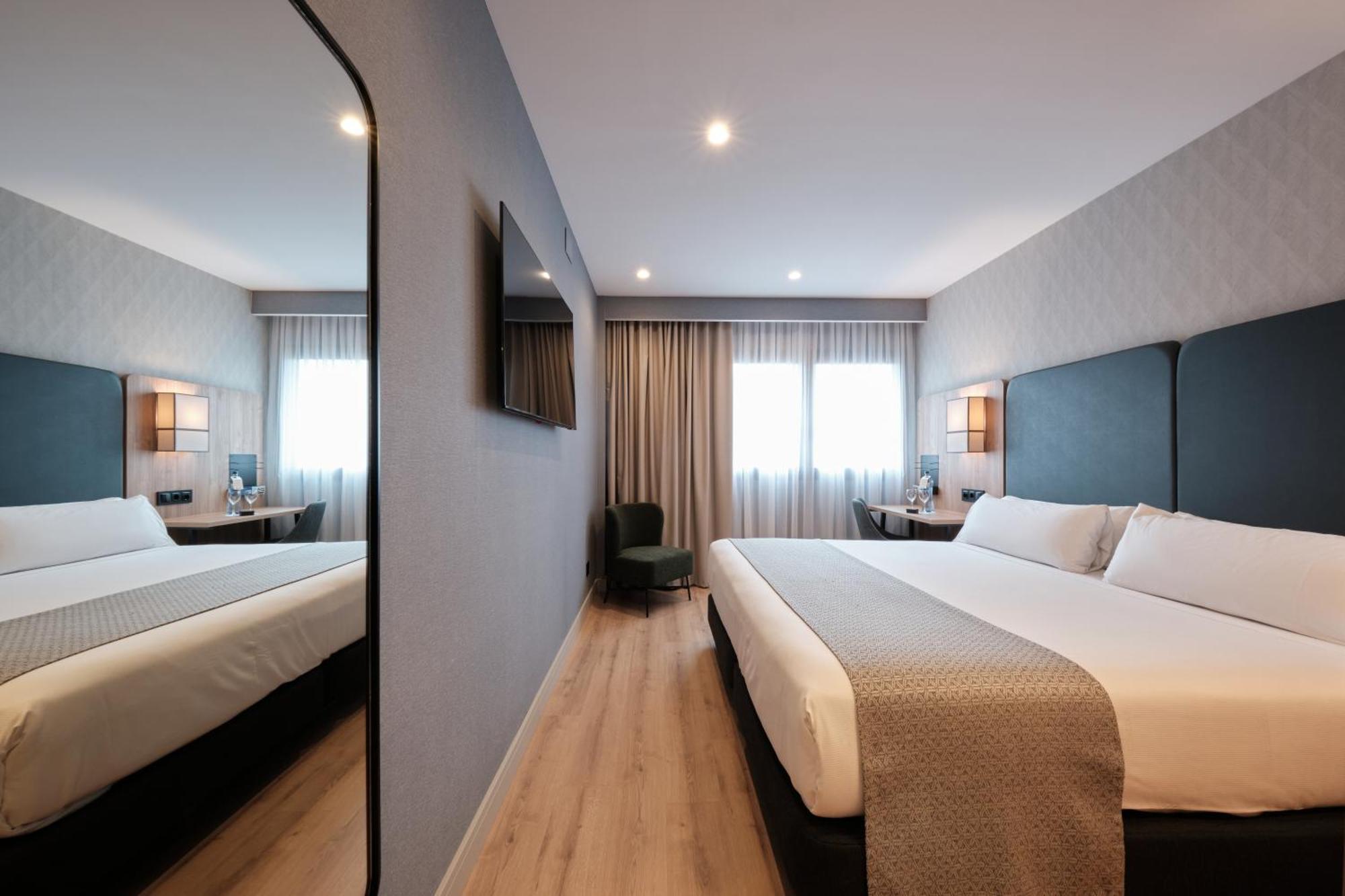 Catalonia La Maquinista Hotell