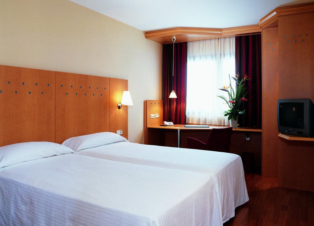 Catalonia La Maquinista Hotell 4*